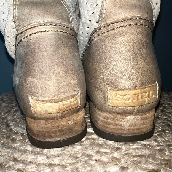 Sorel Major Pull On Distressed Leather Boots - Picture 5 of 13